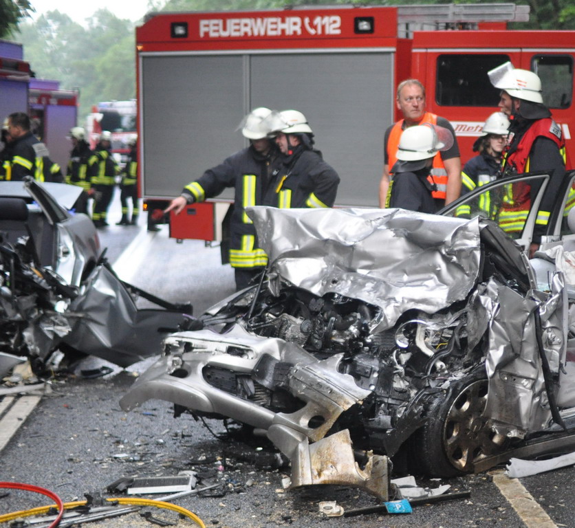 Schwerer VU Leichlingen L294  beide Fahrer verstorben P34.JPG